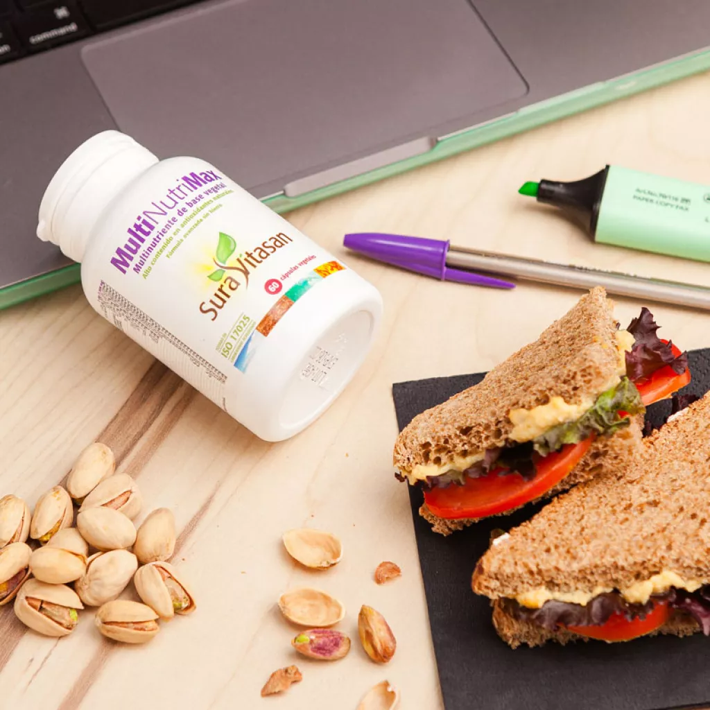 Envase de Multi Nutri Max multivitamínico completo Sura Vitasan