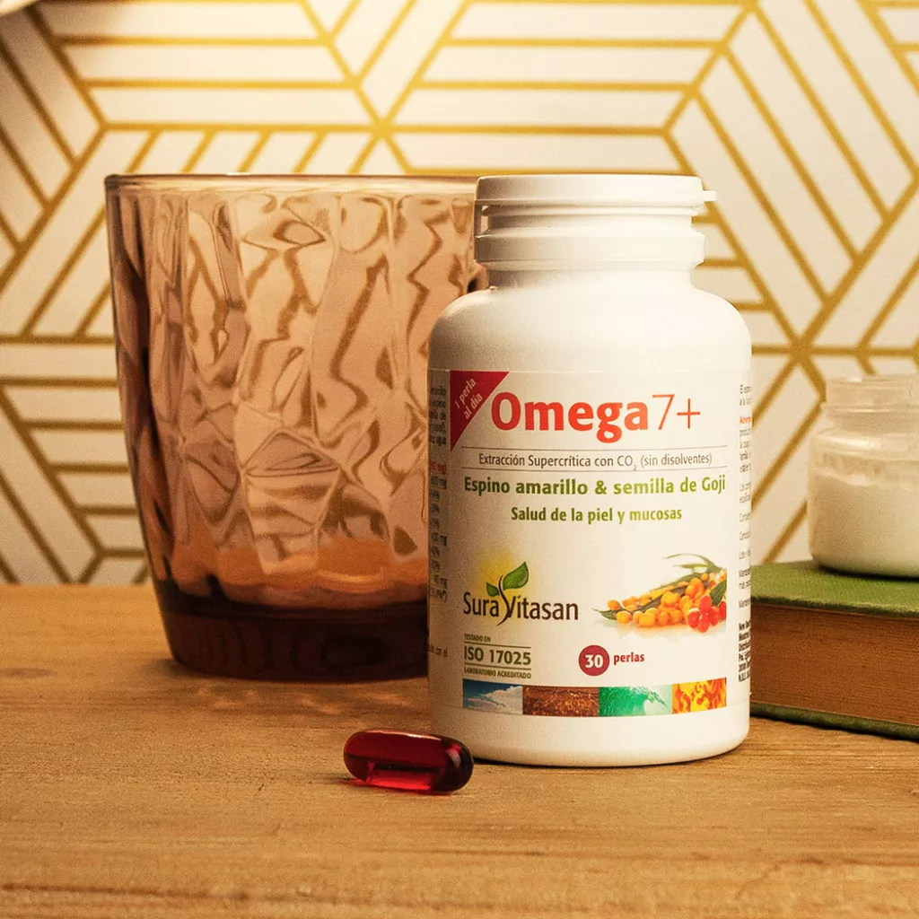 Envase de Omega 7+ aceite de espino amarillo y goji Sura Vitasan
