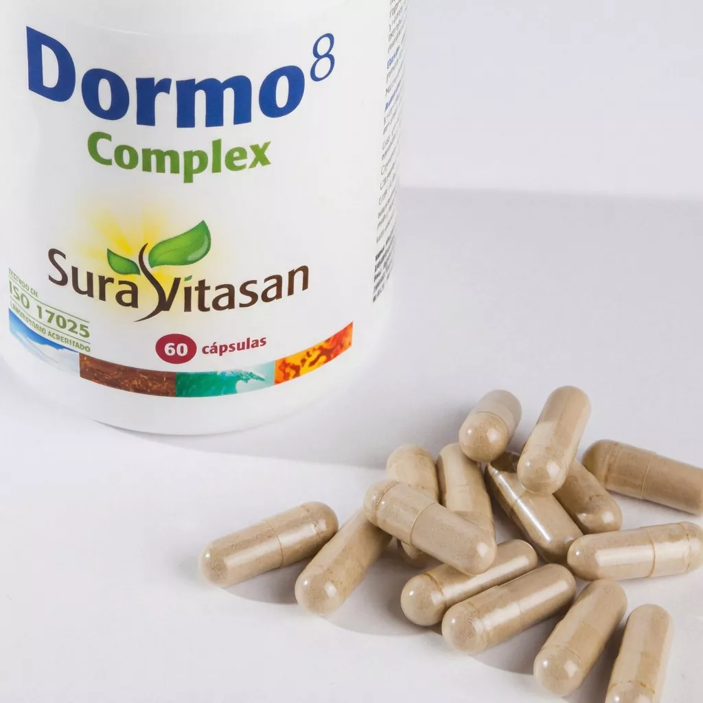 Envase de Dormo8 Complex con plantas, magnesio y melatonina Sura Vitasan