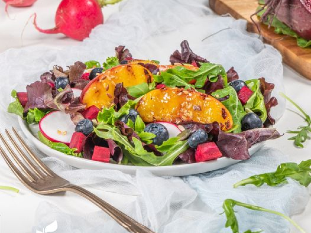 Ensalada de frutas con vinagreta de Altramuz Azul